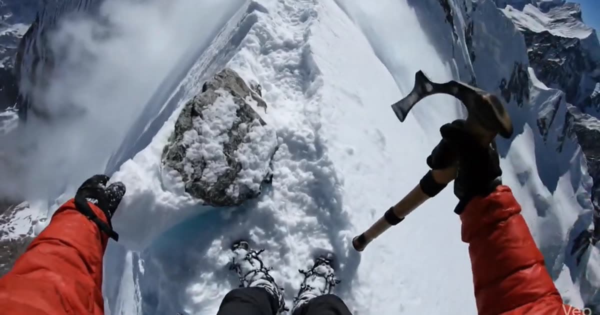MOUNTAIN SUMMIT CLIMB
